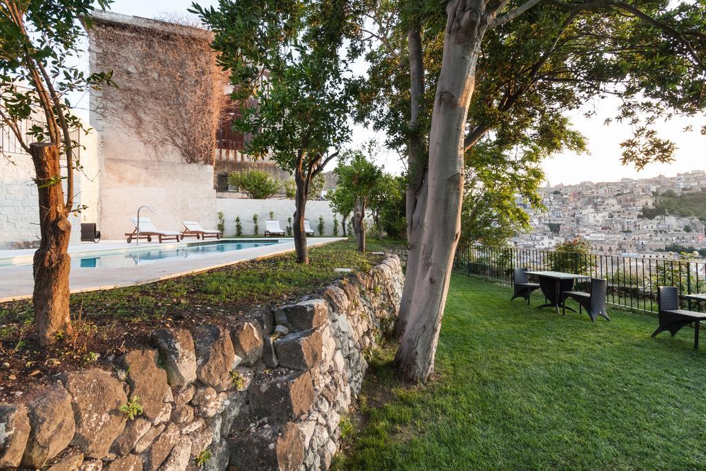 Giardino Sul Duomo Acomodação com café da manhã Ragusa Exterior foto