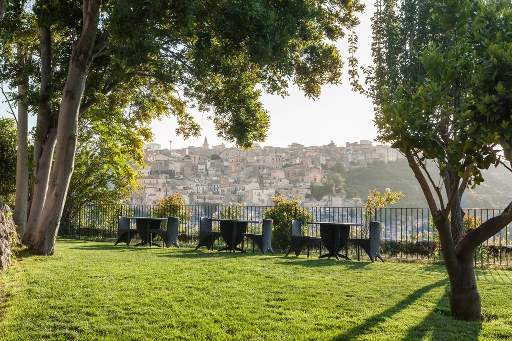 Giardino Sul Duomo Acomodação com café da manhã Ragusa Exterior foto