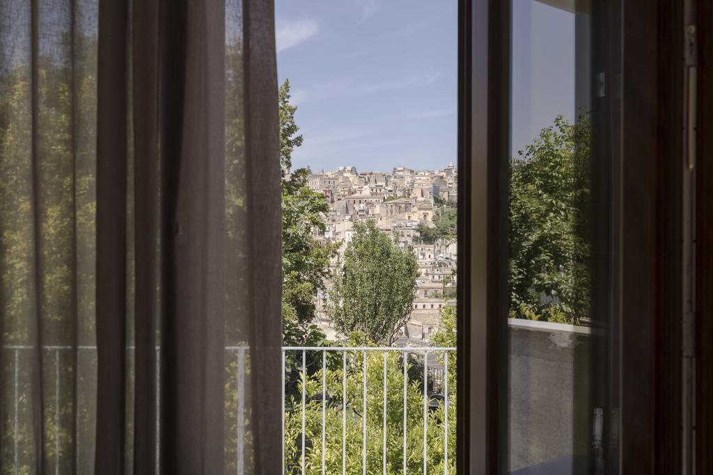 Giardino Sul Duomo Acomodação com café da manhã Ragusa Exterior foto