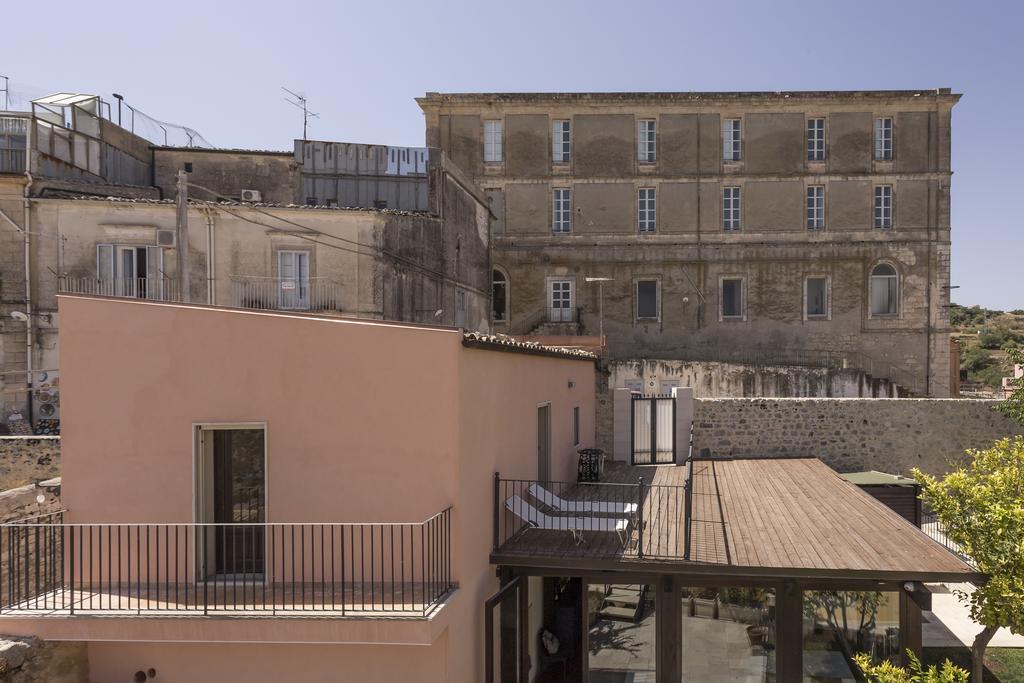 Giardino Sul Duomo Acomodação com café da manhã Ragusa Exterior foto